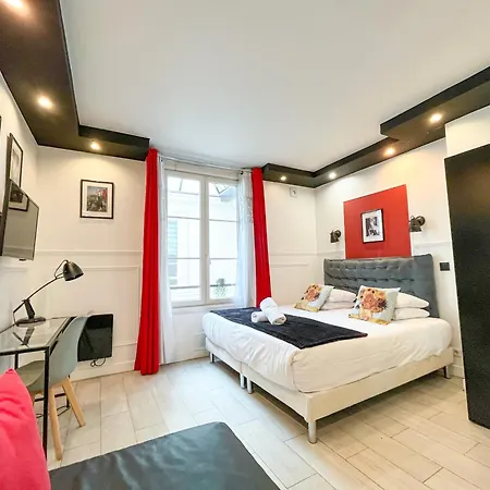 Urbanflat 55 - Triplex Marylin Monroe In A Historic Passage Parijs
