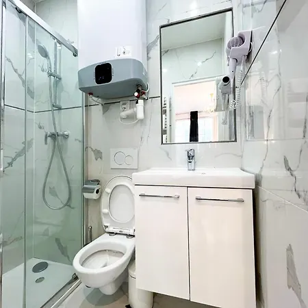 Urbanflat 55 - Triplex Marylin Monroe In A Historic Passage *