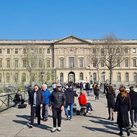 Urbanflat 55 - Triplex Marylin Monroe In A Historic Passage *