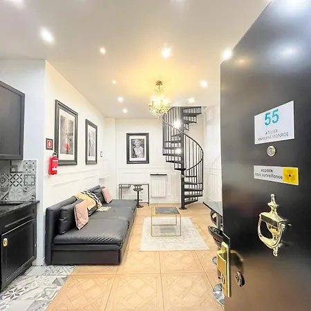 Urbanflat 55 - Triplex Marylin Monroe In A Historic Passage *